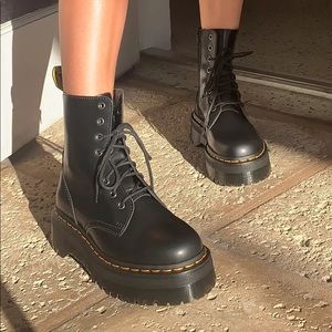 JADON SMOOTH LEATHER PLATFORM BOOTS PRICE FIRM